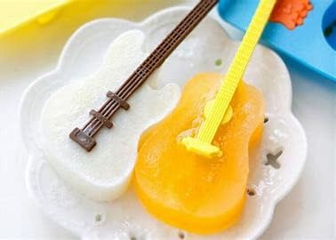 THEURBANSHOP Silicone Ice Tray Guitar Shape Mould for Kitchen Tools/Chocolate/ice Mould, 1 Pc